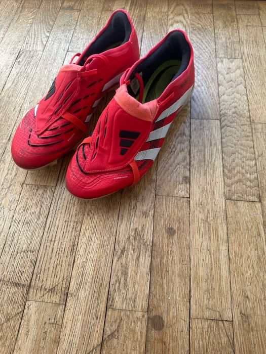 Ghete fotbal adidas predator pro