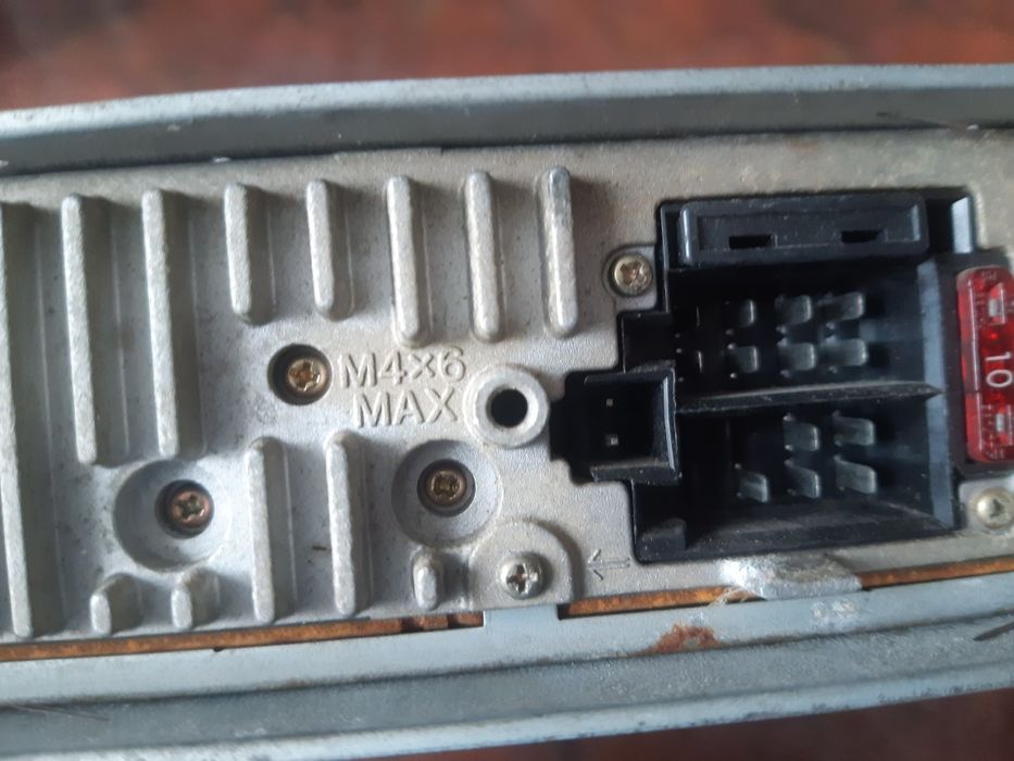 Auto Casetofon Sony cu casetă...