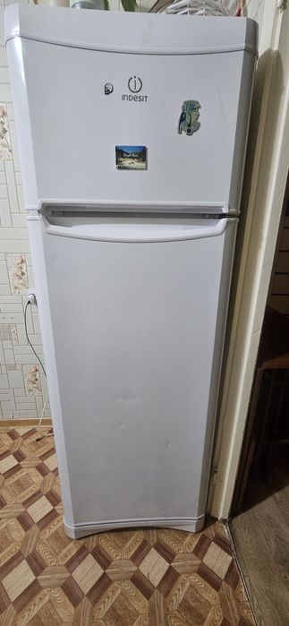 Индезит холодильник