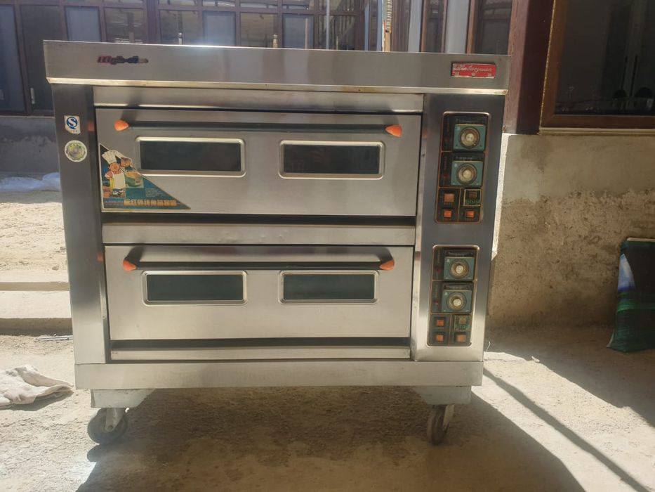 3-× фазный кондитерская печка.Двух яросный .Состояние отличное