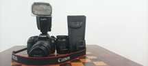 Canon d4000 cu bliț și două obiective