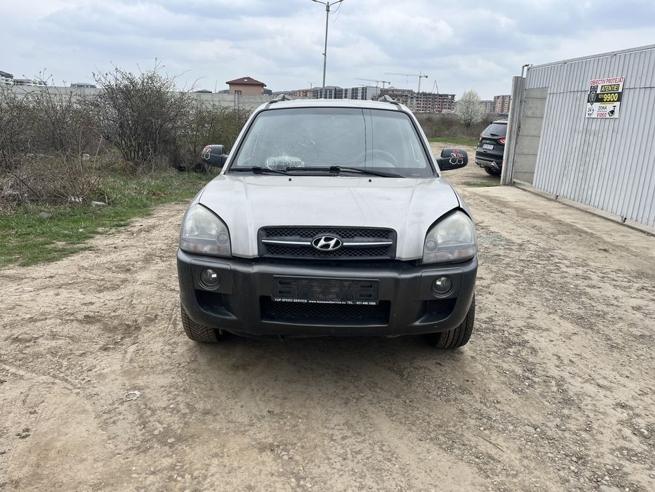 Vand  caseta de directie Hyundai Tucson 2.0 benzina 2005-2009