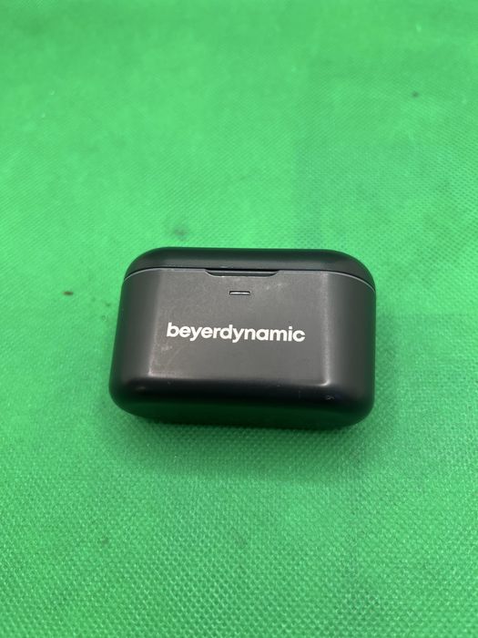 Casti BeyerDynamic Free BYRD•Amanet Lazar Crangasi•53056