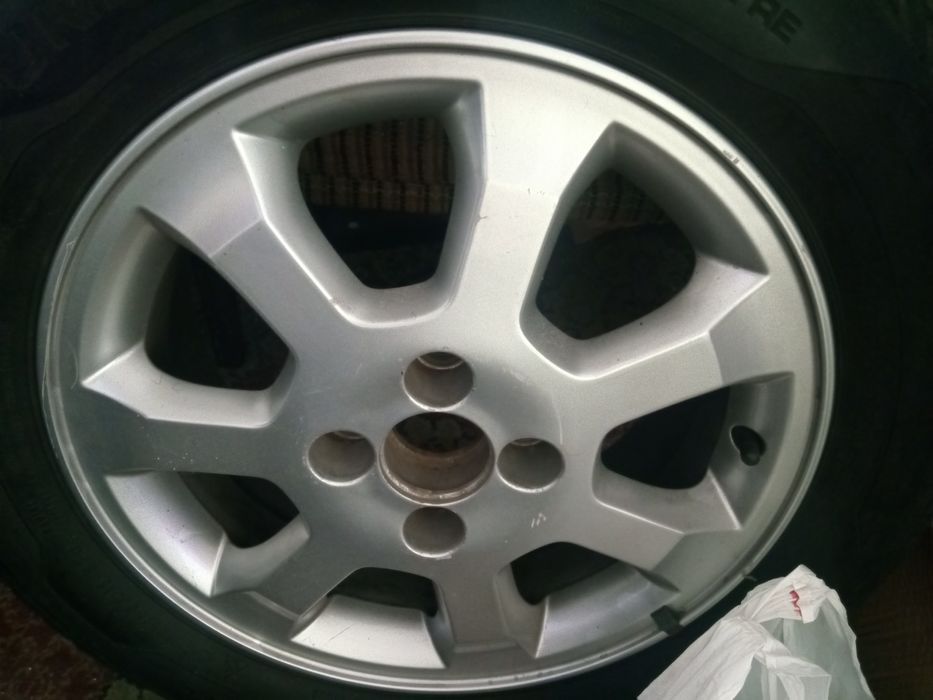 4 Roti aliaj Opel cu anvelope allseason 195/60 R15 Uniroyal
