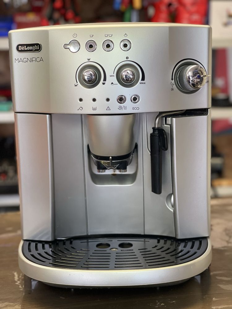 Кафеавтомати | Кафемашини DeLonghi Magnifica ESAM 4200.S