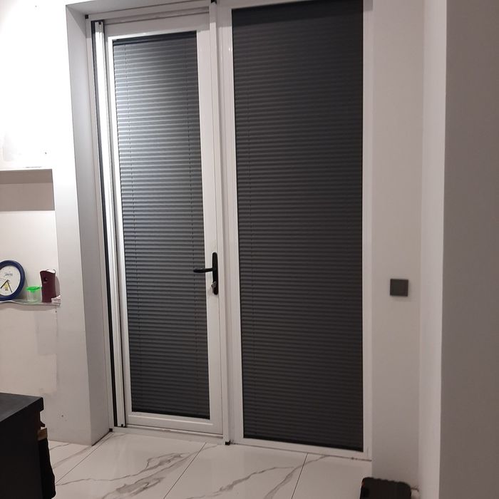 Рулонные жалюзи (роликовые]Современный и удобный вариант jalyuzi