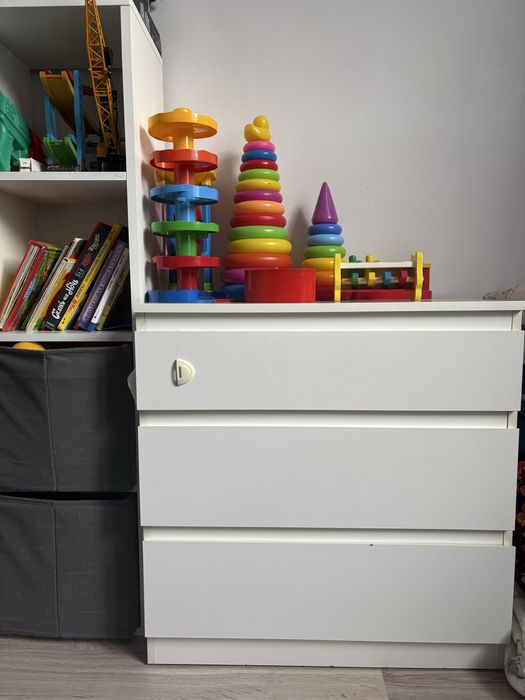 Тумба икеа в хорошем состоянии