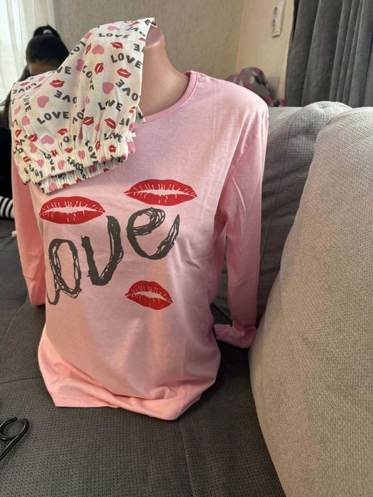 Дамски пижами и домашни чехли