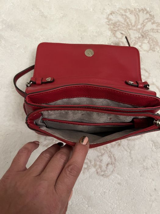 Michael Kors със сериен номер