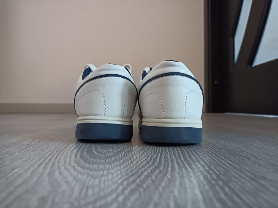 Adidași champion