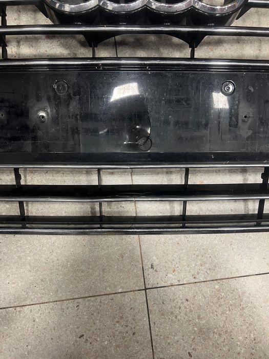 Vand Grila Audi A6 C7.5 facelift cromata pt Night Vision+ camera 360*