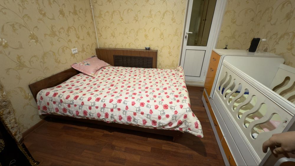 Shkaf manej 2 spalniy divan kelishgan xolda sotiladi