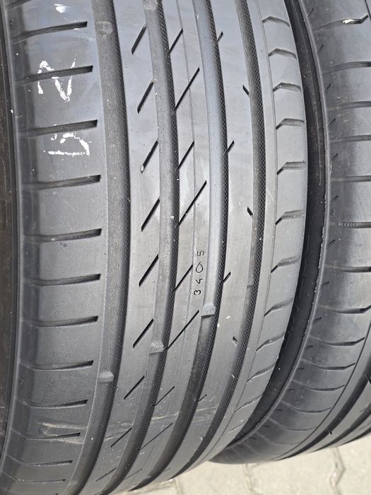 235 45 19 Nokian