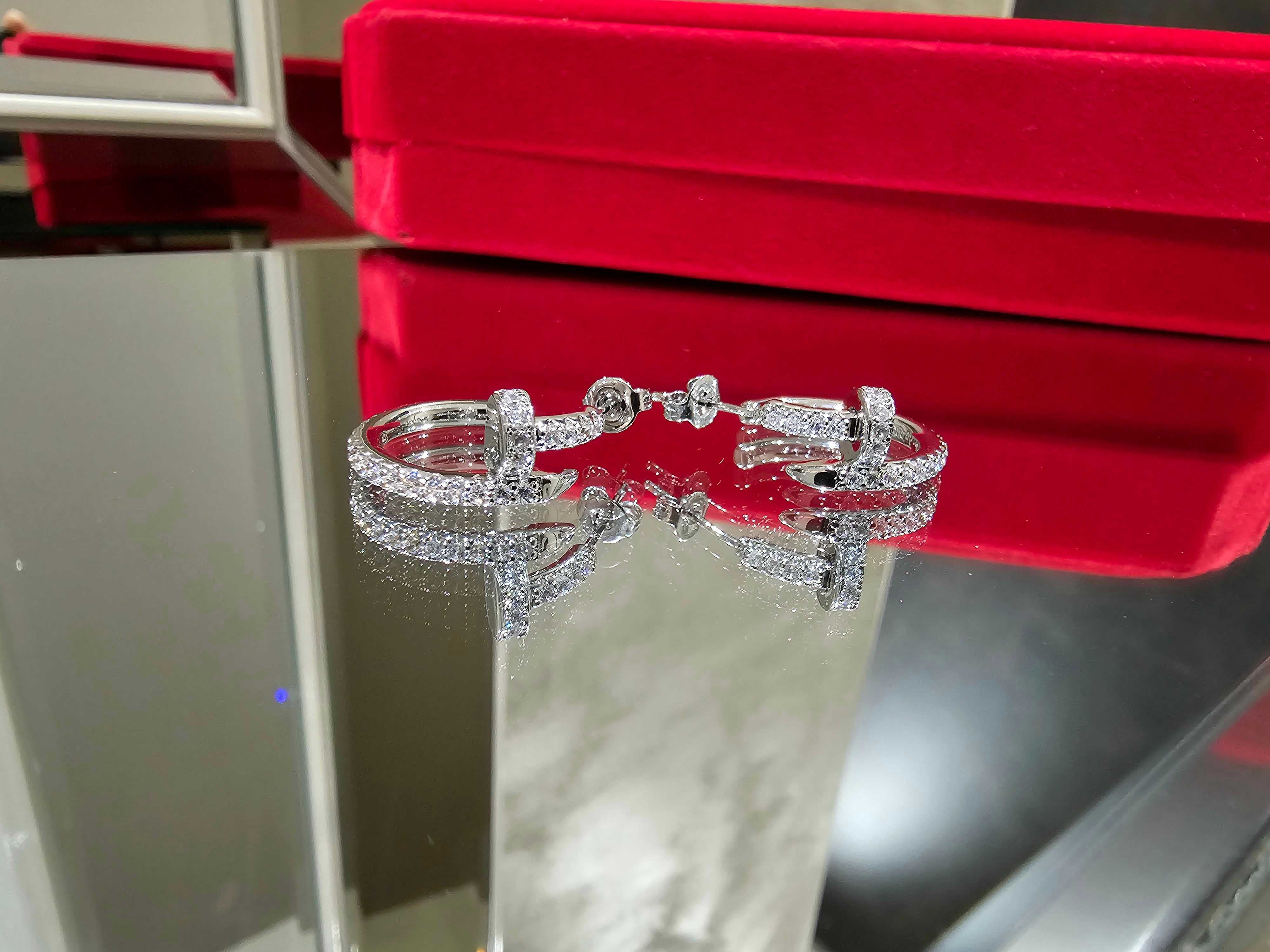 CARTIER Nail Juste un Clou Hoop Silver Diamonds Дамски Обеци Пирон