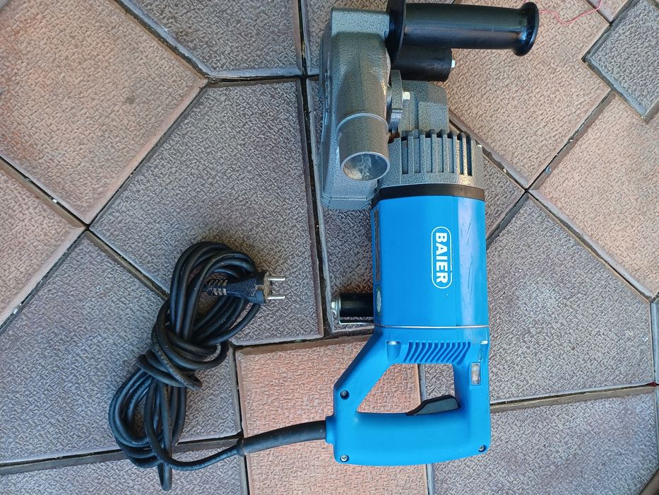 Masina de făcut caneluri  BAIER   BDN  452