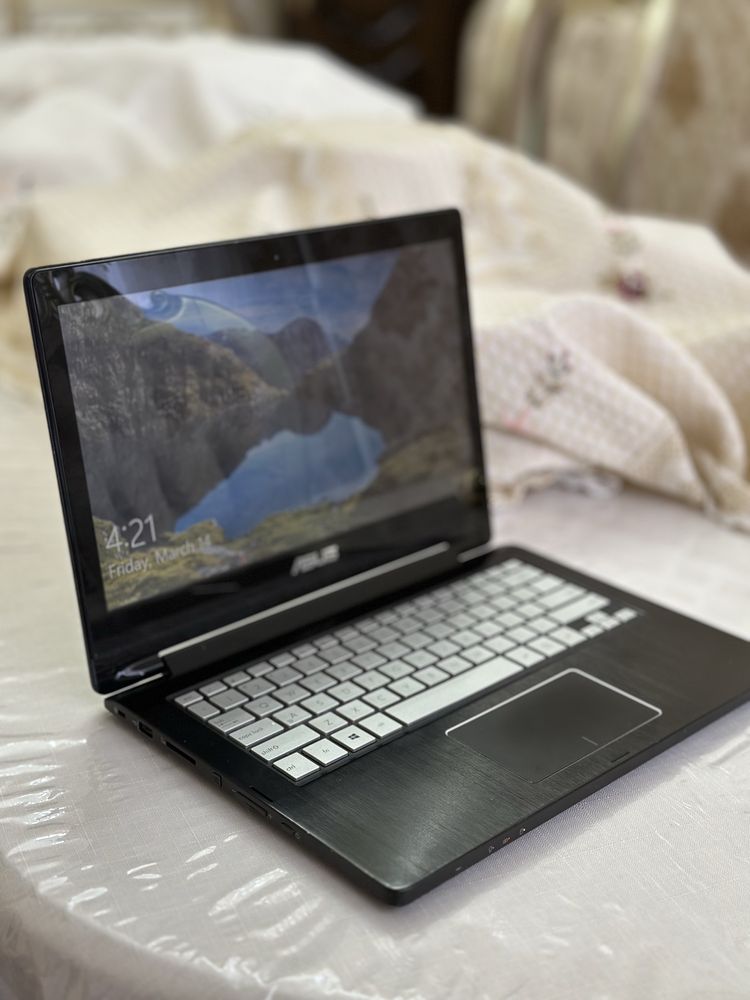 ASUS Flip 2in1 Q302