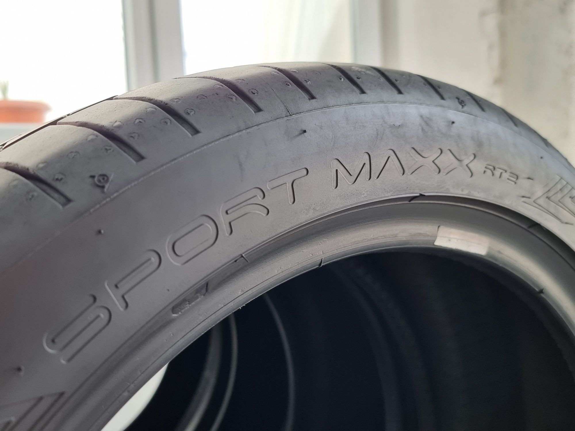 215/45/17 Dunlop 4Броя: 420лв 7.5мм