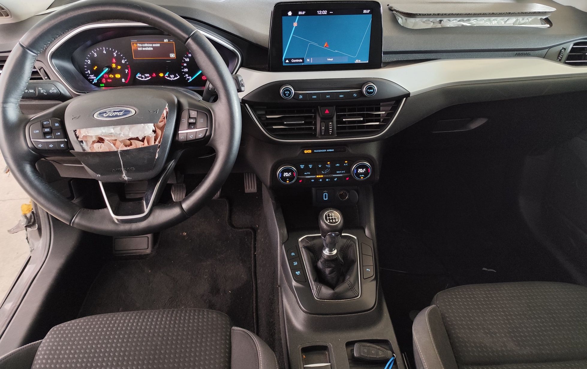 Dezmembrez Ford Focus 1.0 Ecoboost