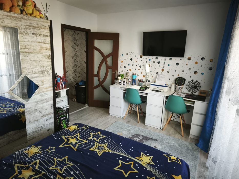 Vand apartament 2 camere