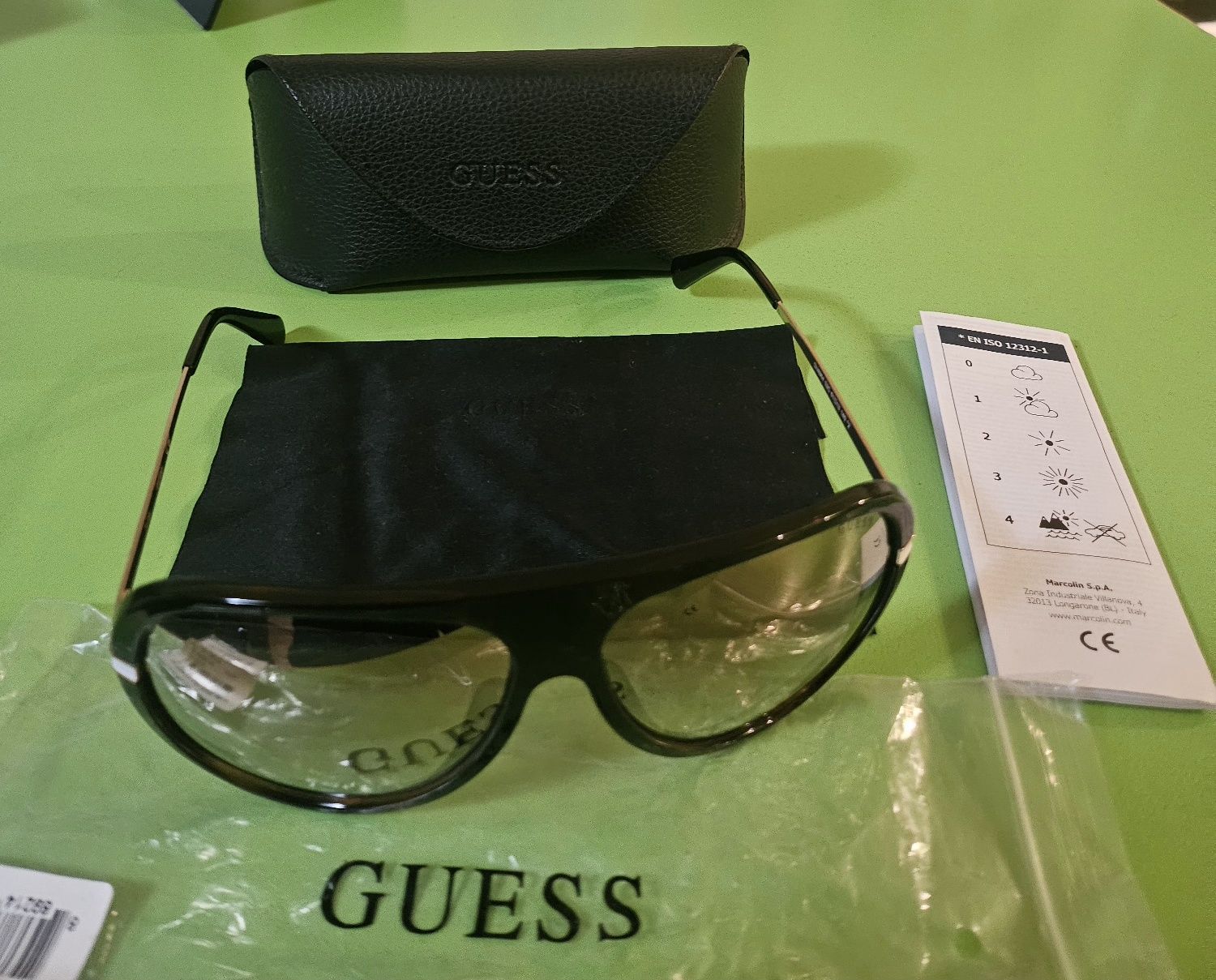 Слънчеви очила-Guess,Just Cavalli,Tiffany & Co.