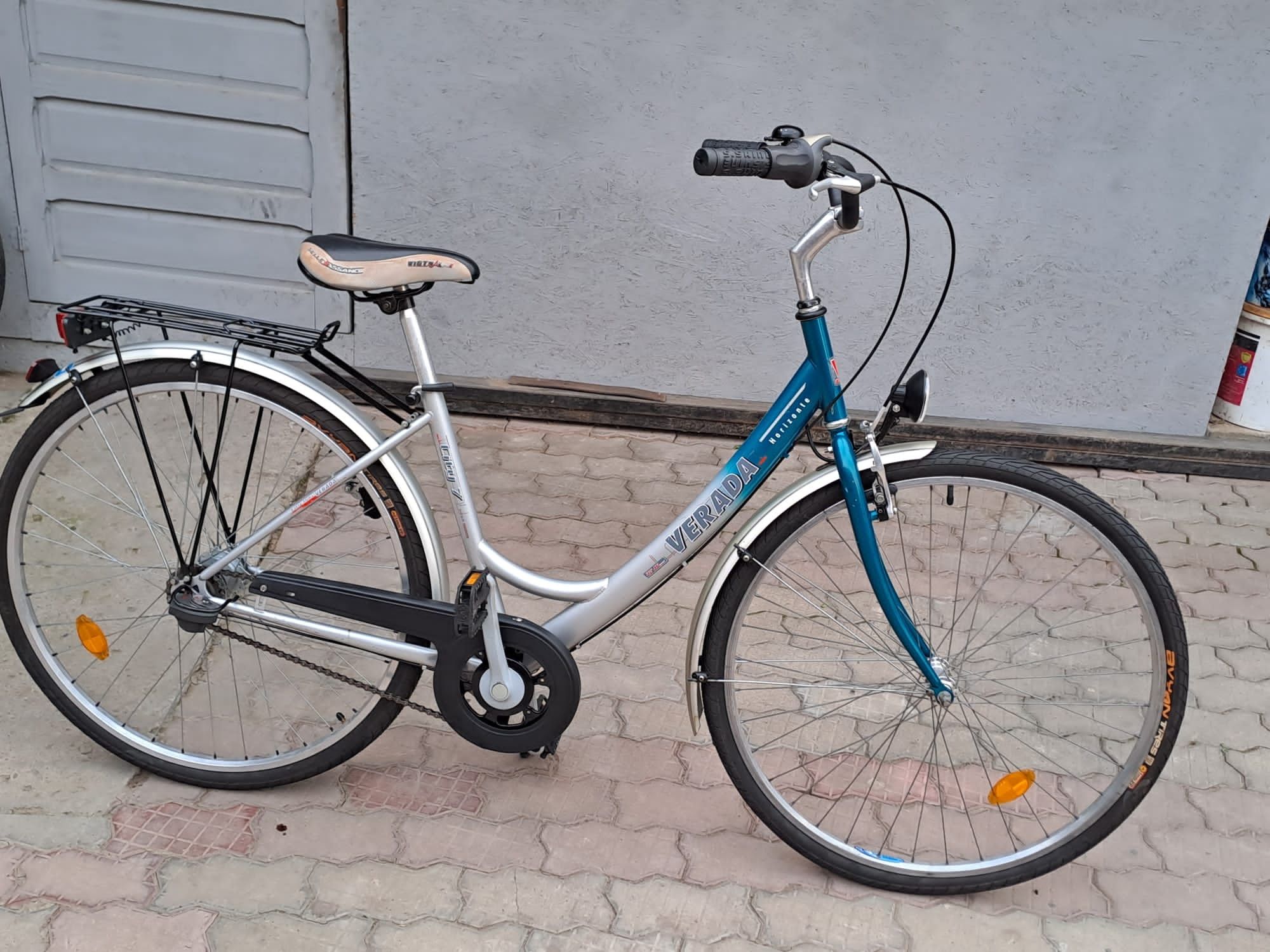 ***bicicleta de damă ***