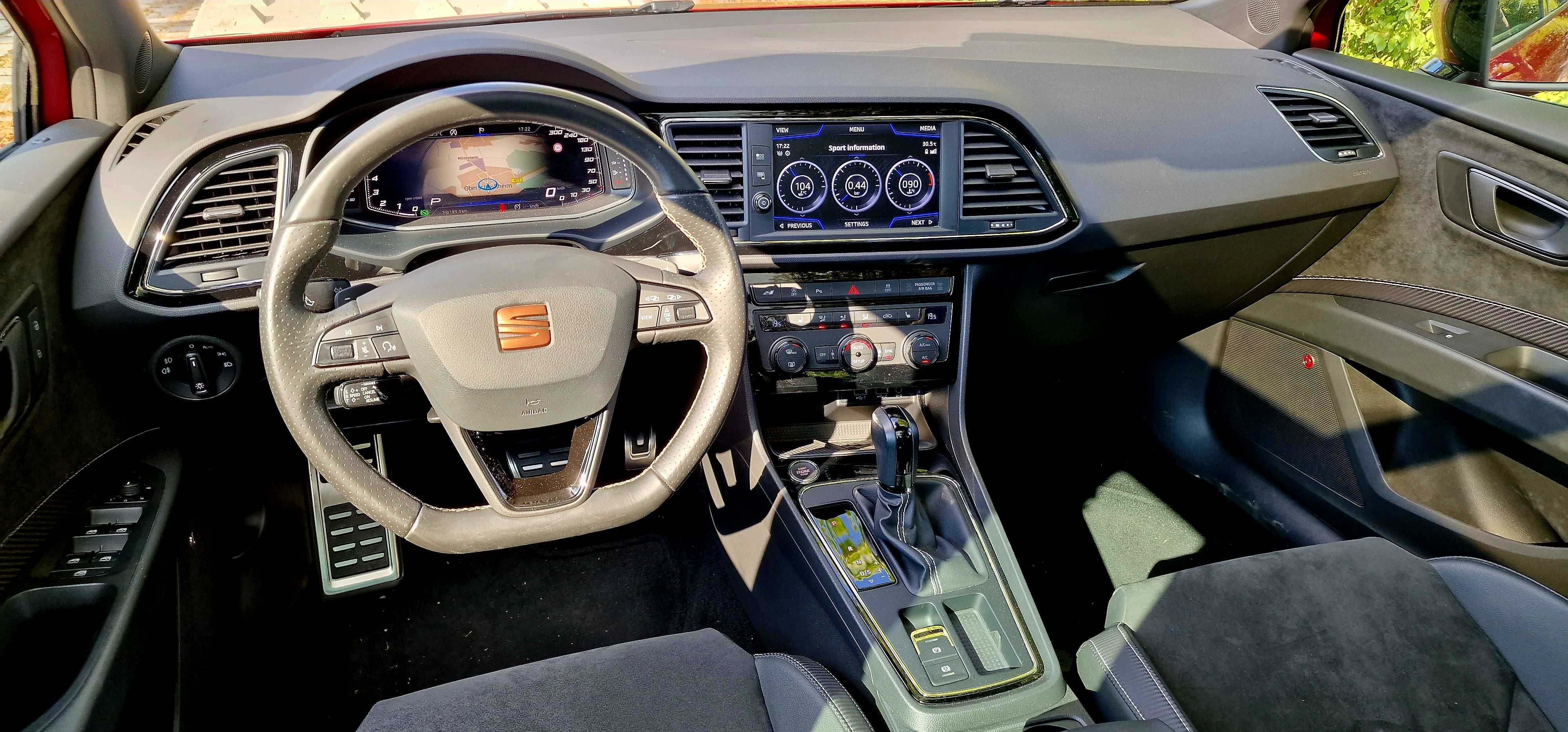 Seat Leon CUPRA ST 300CP 4Drive DSG  Recaro Panorama 4X4
