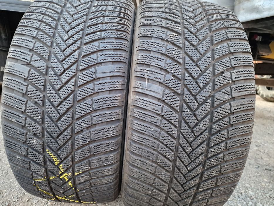 Anvelope 275/40R21 marca Bridgestone, M+S ,DOT 2023