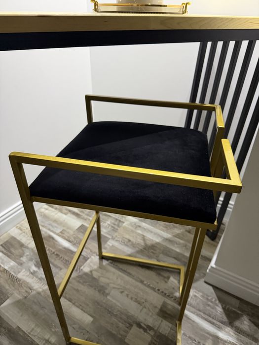 Insula tip bar + scaun bar