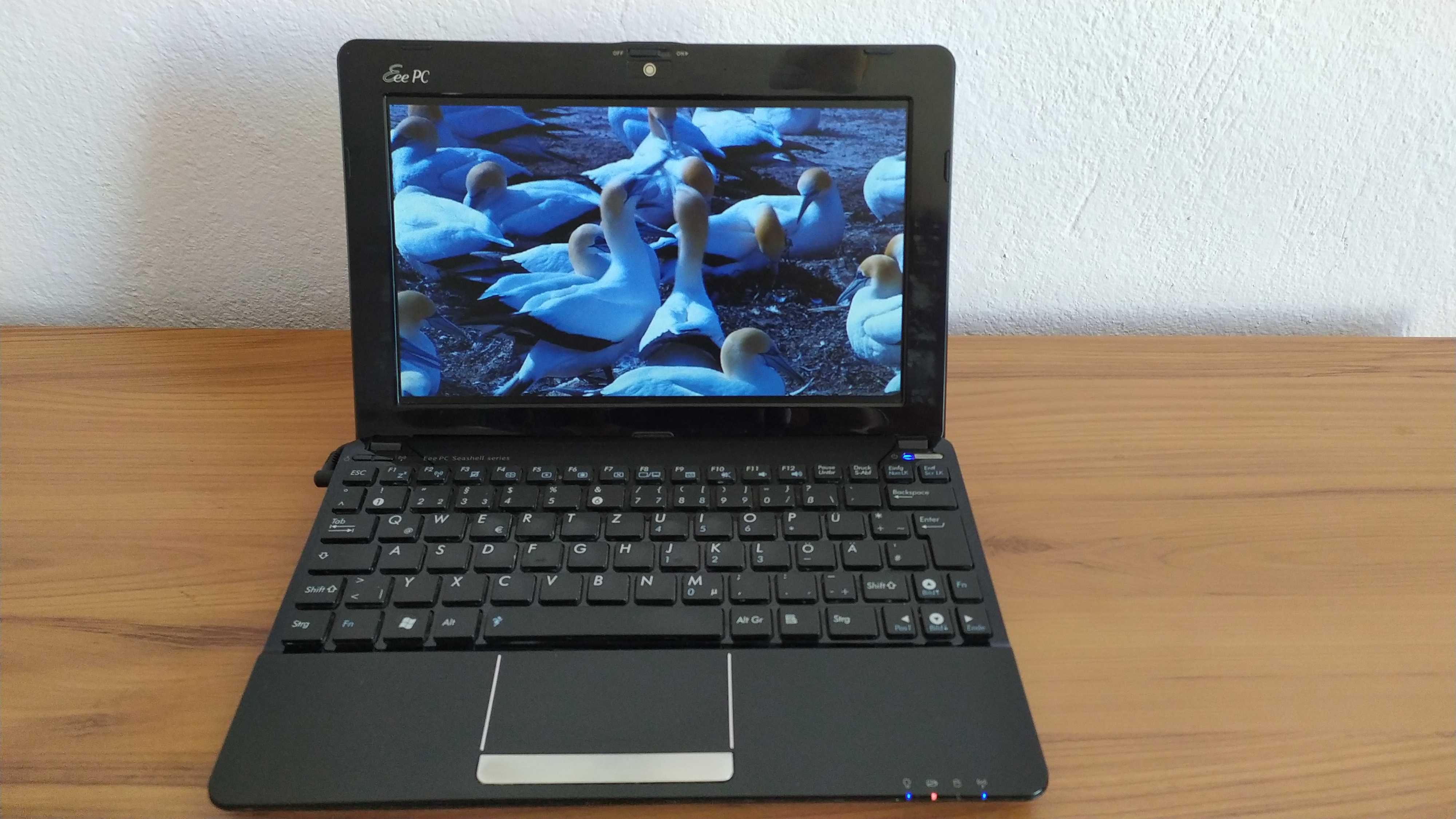 Нетбук - марка: ASUS, модел: 1015PE