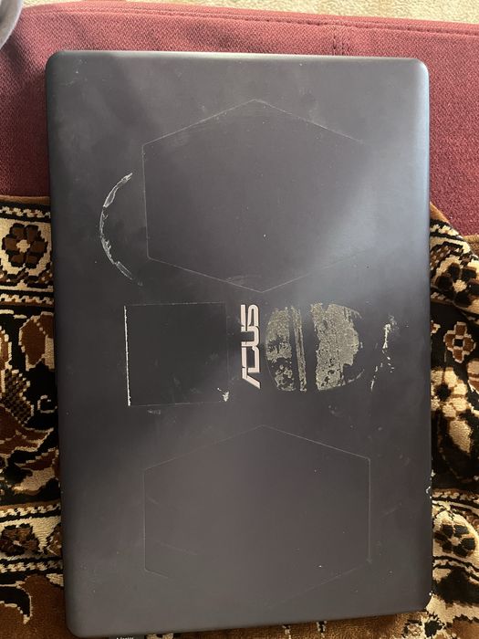 Vând Laptop Asus I5