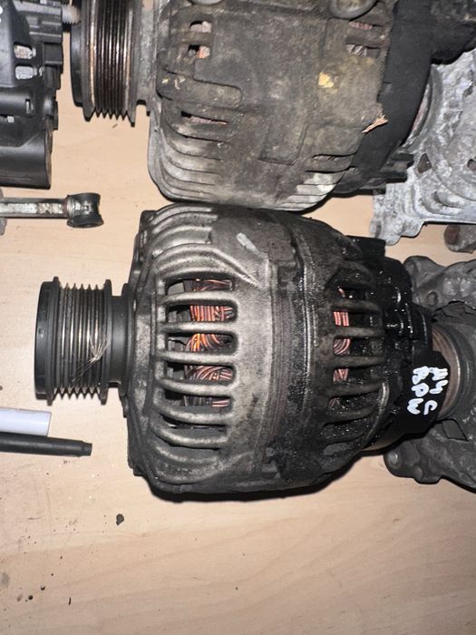 Алтернатори от Audi Seat Skoda VW 2.0FSI 2.0TDI 2.7TDI 3.0TDI 3.2 FSi