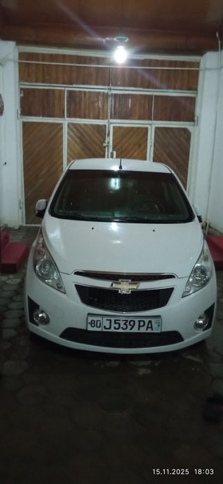 Спарк 3-позиция продается 2013 год