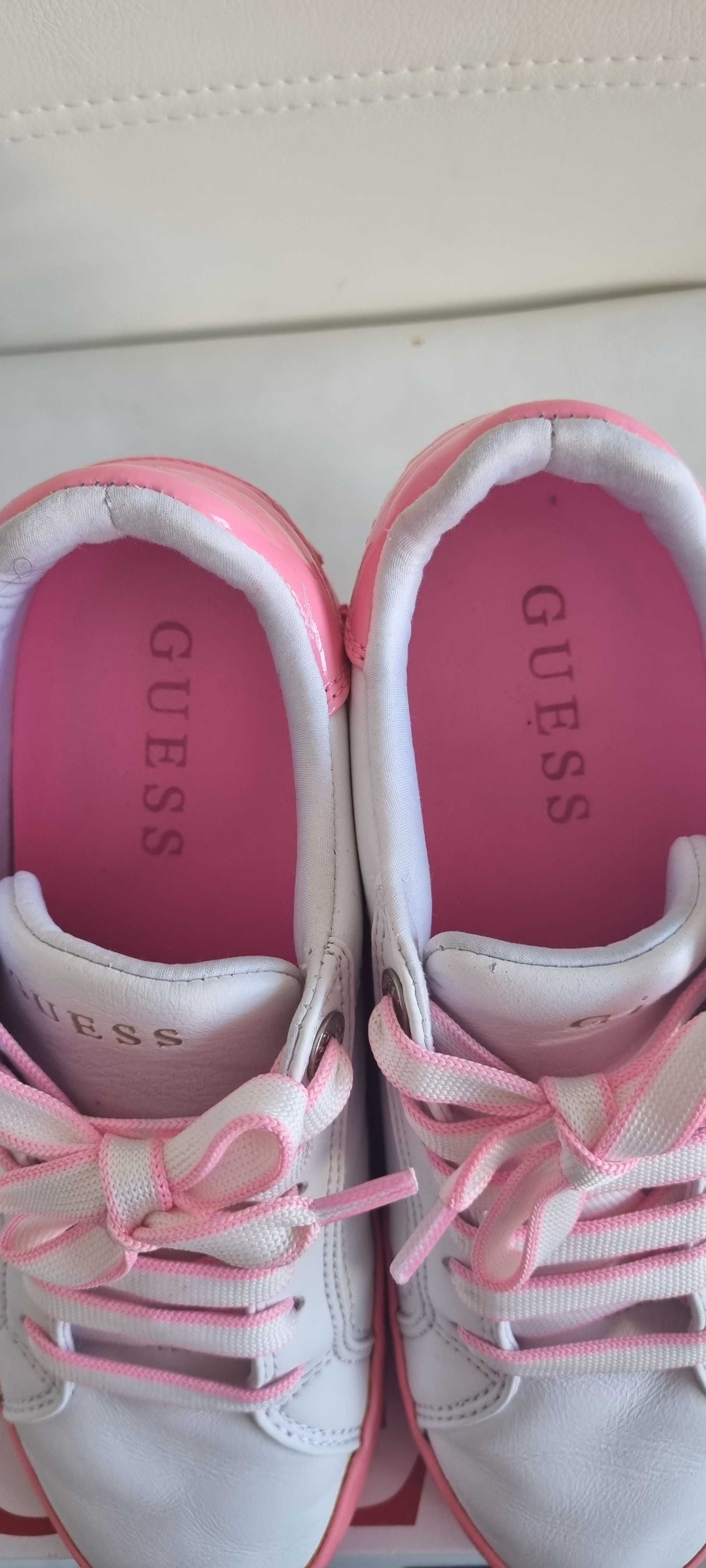 Спортни обувки , Puma, Guess