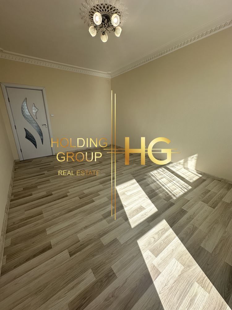 Продава се Тристаен апартамент в Варна, Младост 1 - 60 кв.м за 2209 €/кв.м - Снимка #1