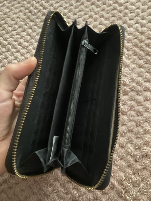 Портмонета и картхолдър