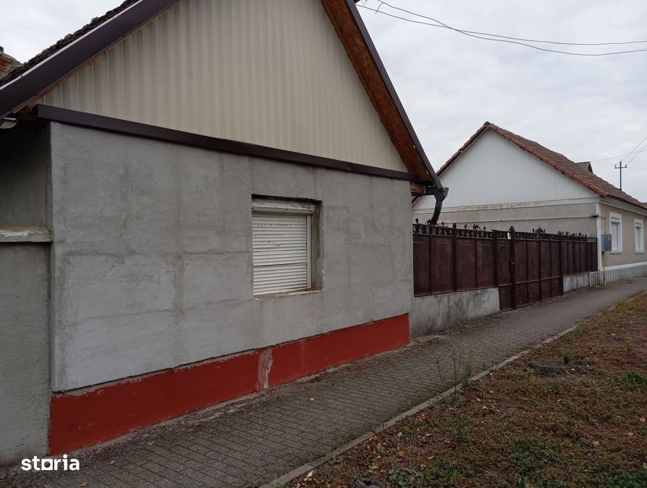 Casa de vanzare in Curtici