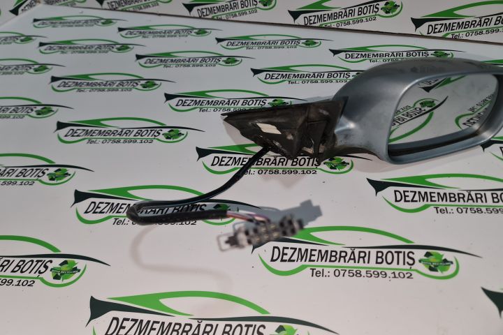 Oglinda dreapta Volkswagen VW Passat B5