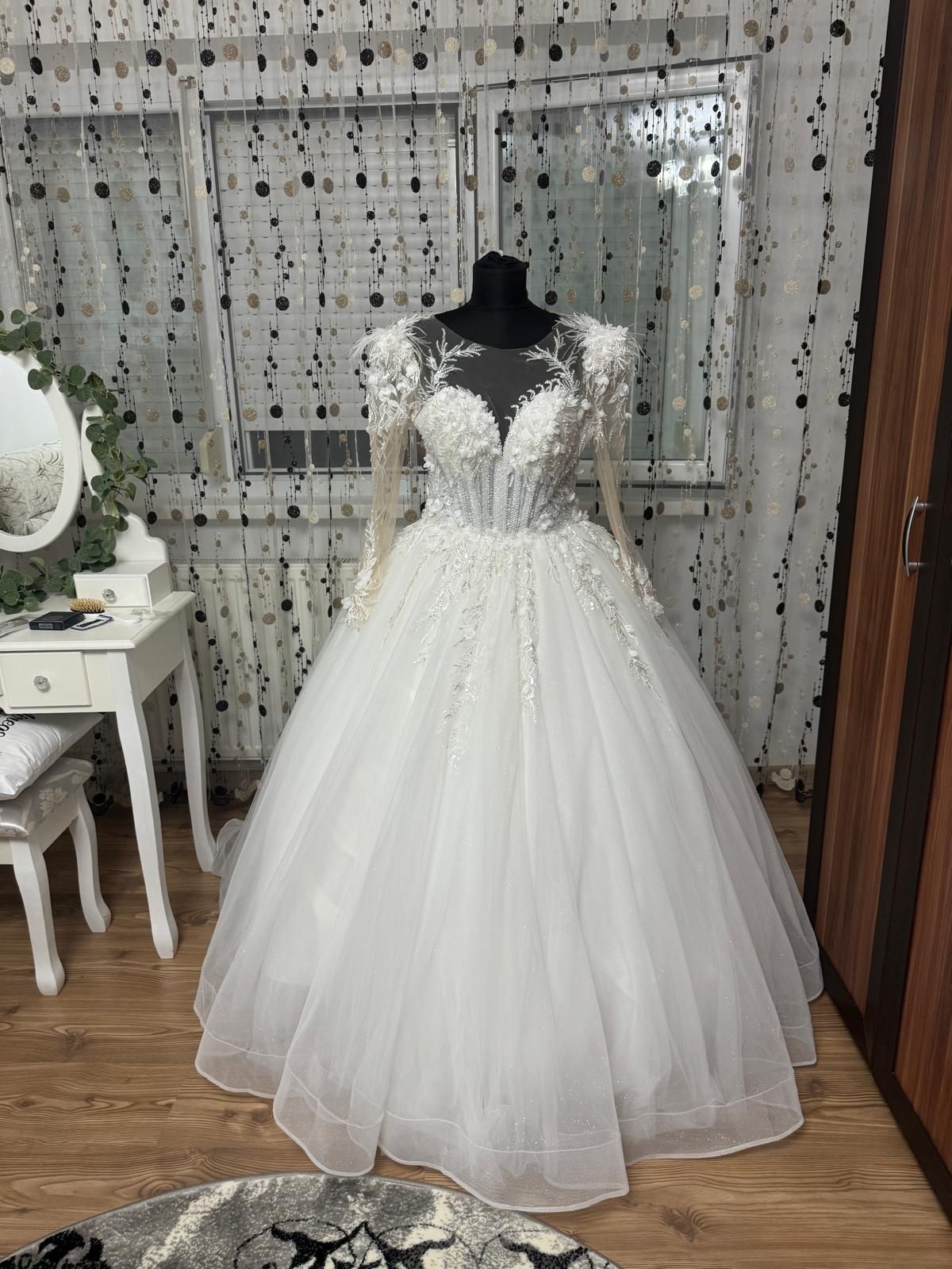 Rochie mireasă  anul 2024