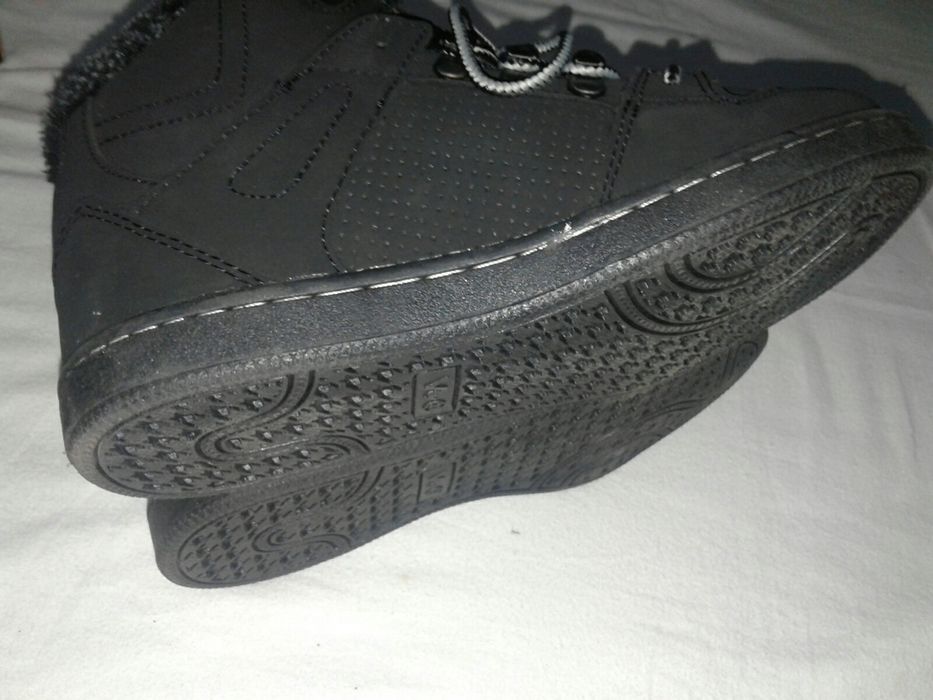 Ghetute tip adidas, cu captuseala imblanita, m. 33, Victory,negre, noi