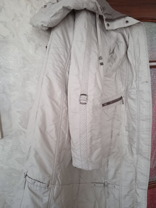 Продам пальто на весну