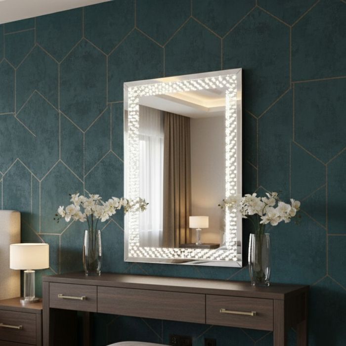 Луксозно LED огледало с кристали
Размер: 80x120 см;
Основен