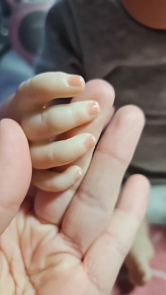 Bebelus fetita papusa Reborn realist cu corp silicon