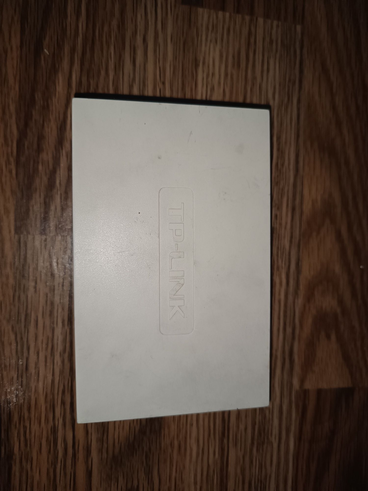 коммутатор Ethernet TP-Link TL-SF1008D