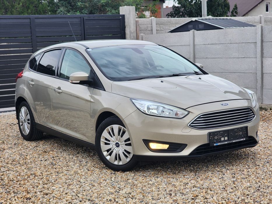 Ford Focus 2015 | Euro 6 | 1.0 Benzina Ecobost Adus recent , Hatchback
