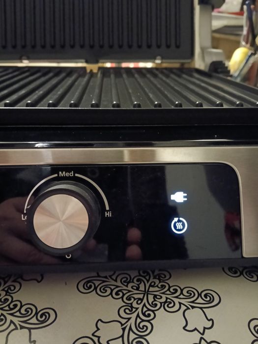 Vând grătar electric Philips