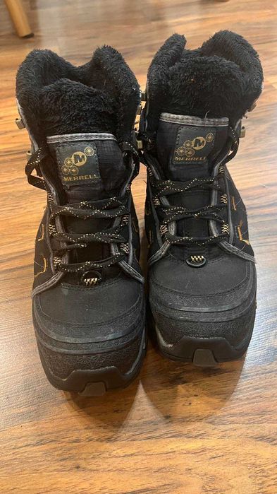 Туристически обувки Merrell – номер 37