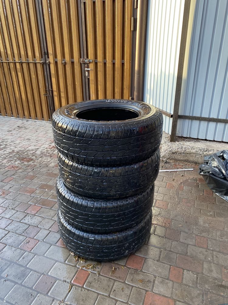 Шины летние 265/65R17