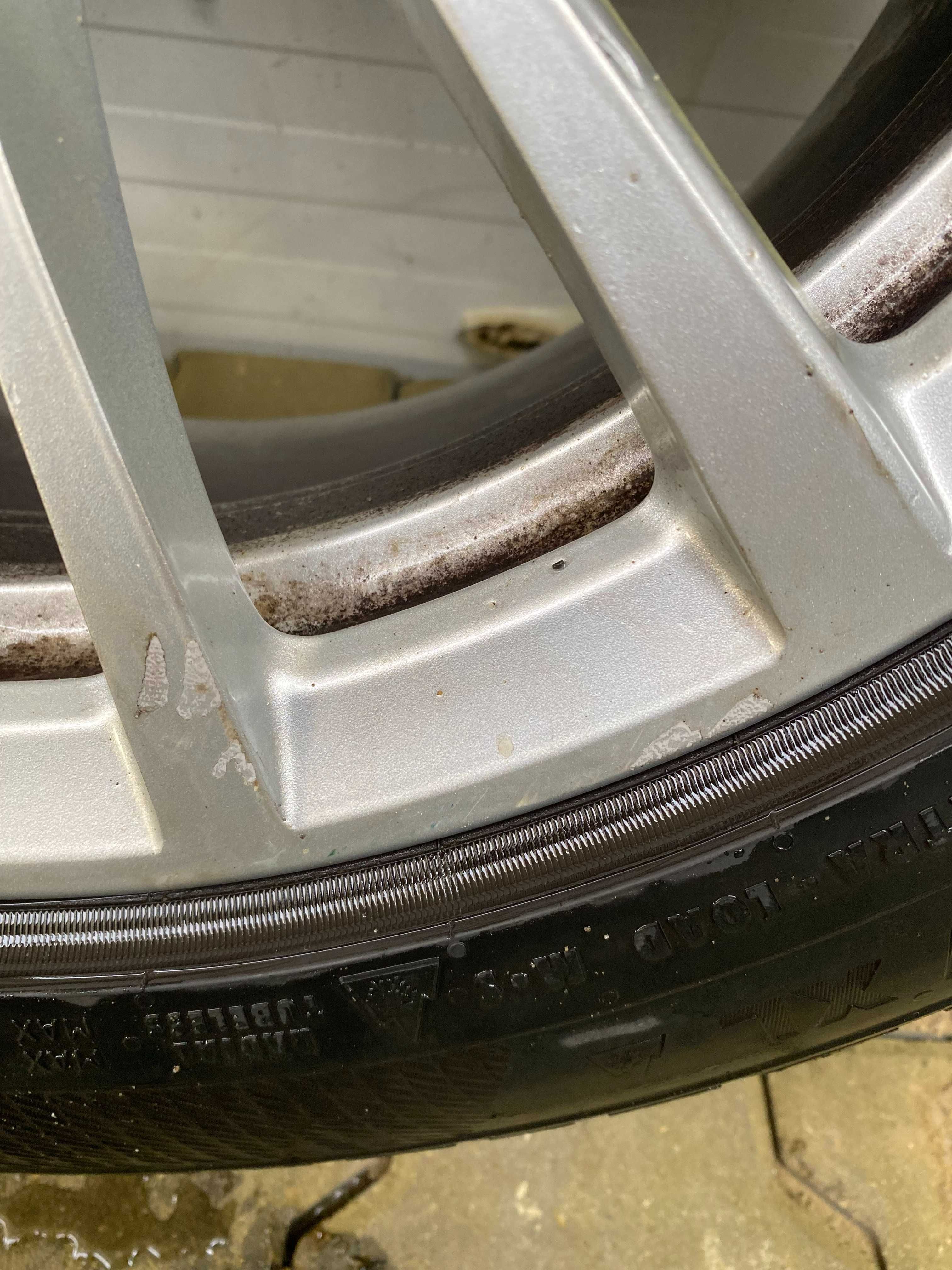 BMW Jante originale + cauciucuri 245/45 R18