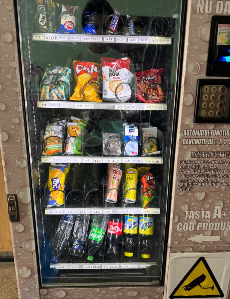 Automat VENDING Machine Snacks & Bauturi BIANCHI