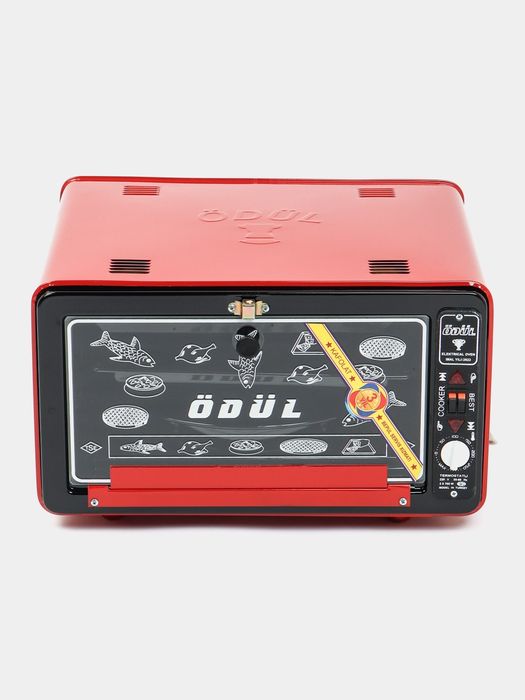 Duxovka Ödül, yaxshi holatda, qizil rangda Продается духовка